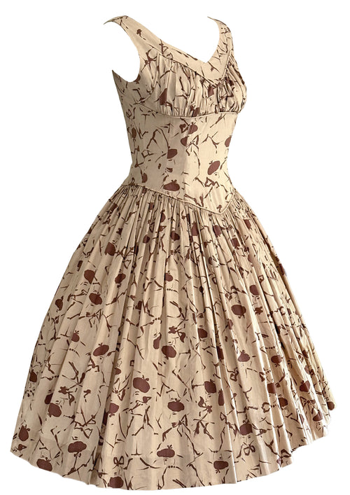 Vintage 1950s Mocha Novelty Dress with Parisienne Faces - New!