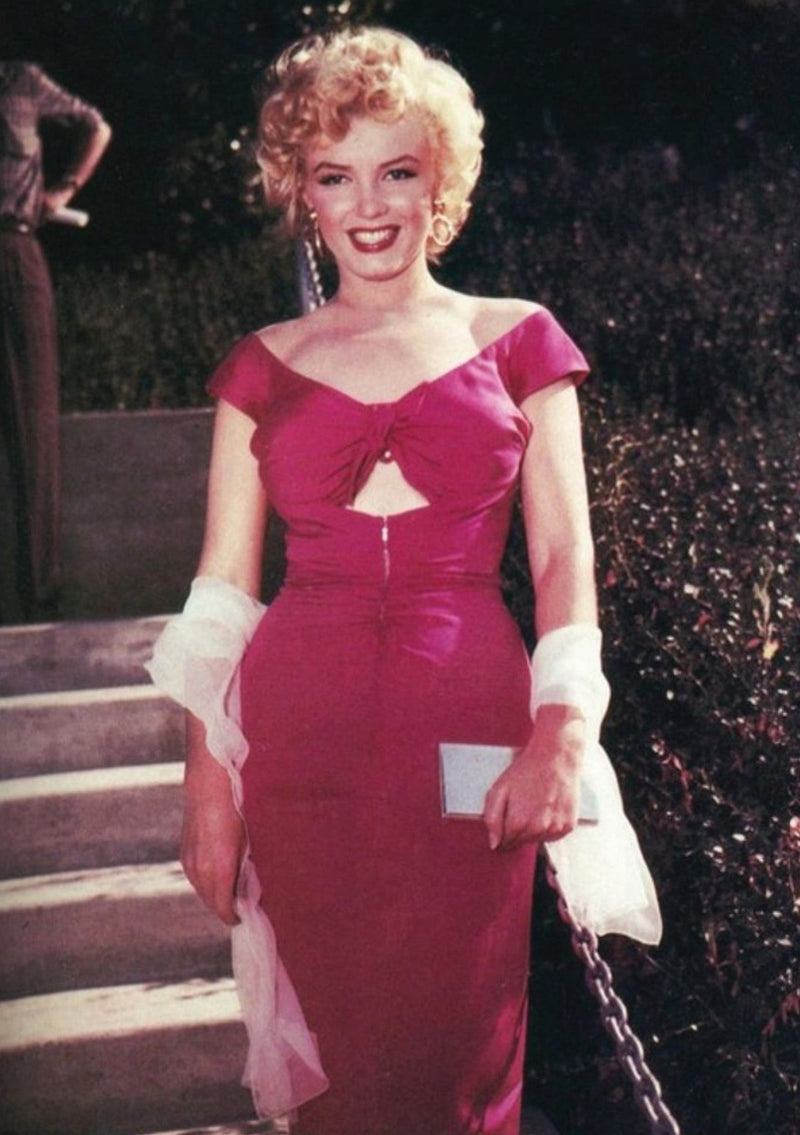 Recreation of Marilyn Monroe's Magenta Dress in Film Niagara - New!