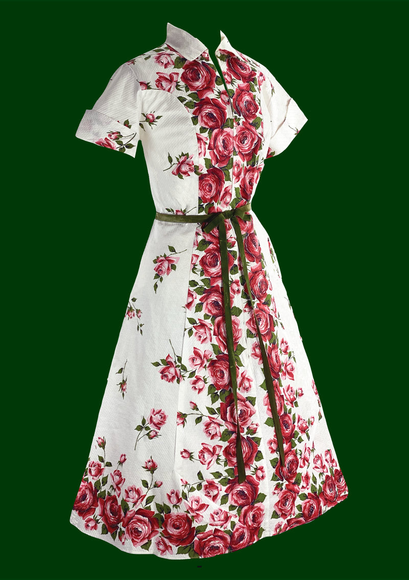 Sensational 1950s Red Roses Cotton Dress- New!