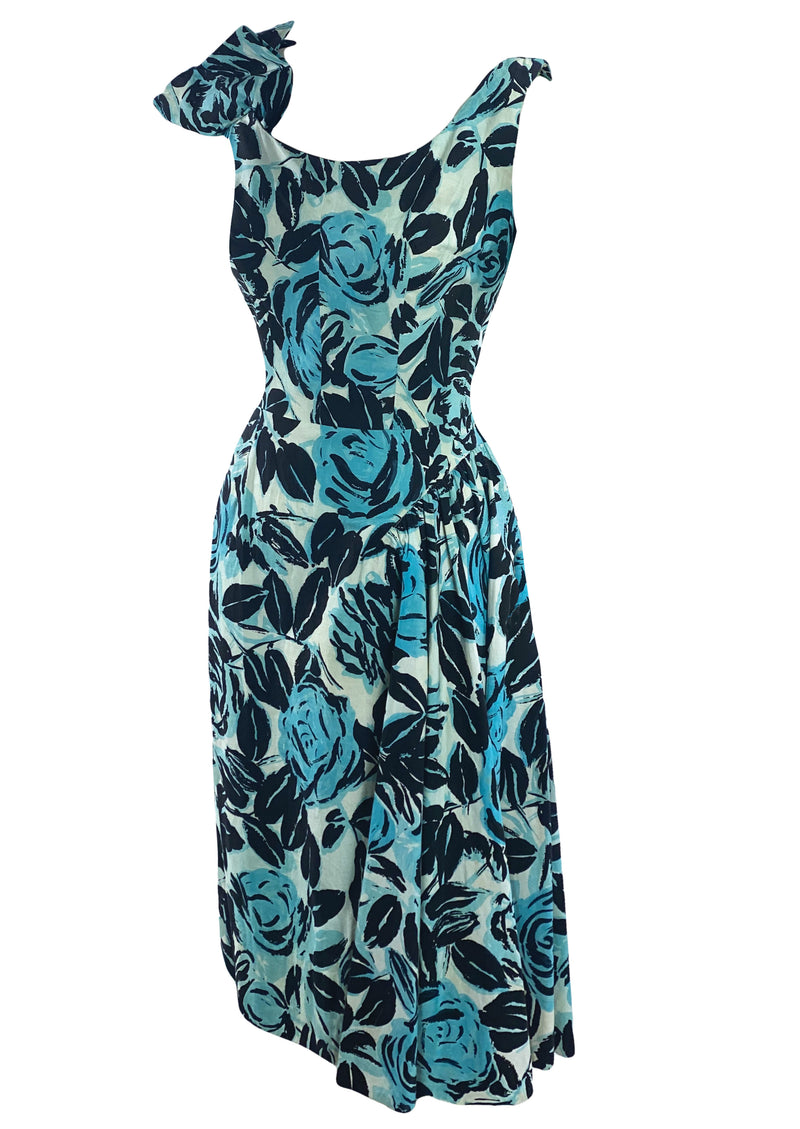 Late 1950s Early 1960s Blue Roses Cotton Dress - New!