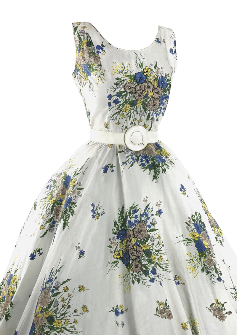 Vintage 1950s 3D Trapunto Floral Bouquet Dress- New!