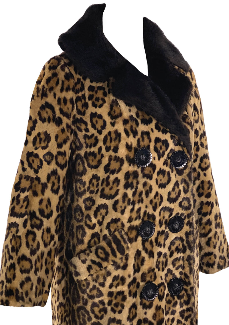 Fabulous 1960s Faux Leopard Coat- New!🌹