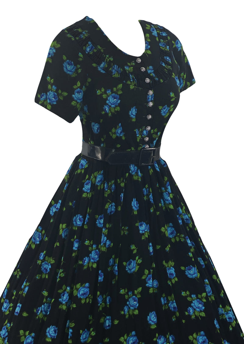 black dress with blue roses Kelly mini, mini dress made of black crepe de chine with small light b ROSES LACE