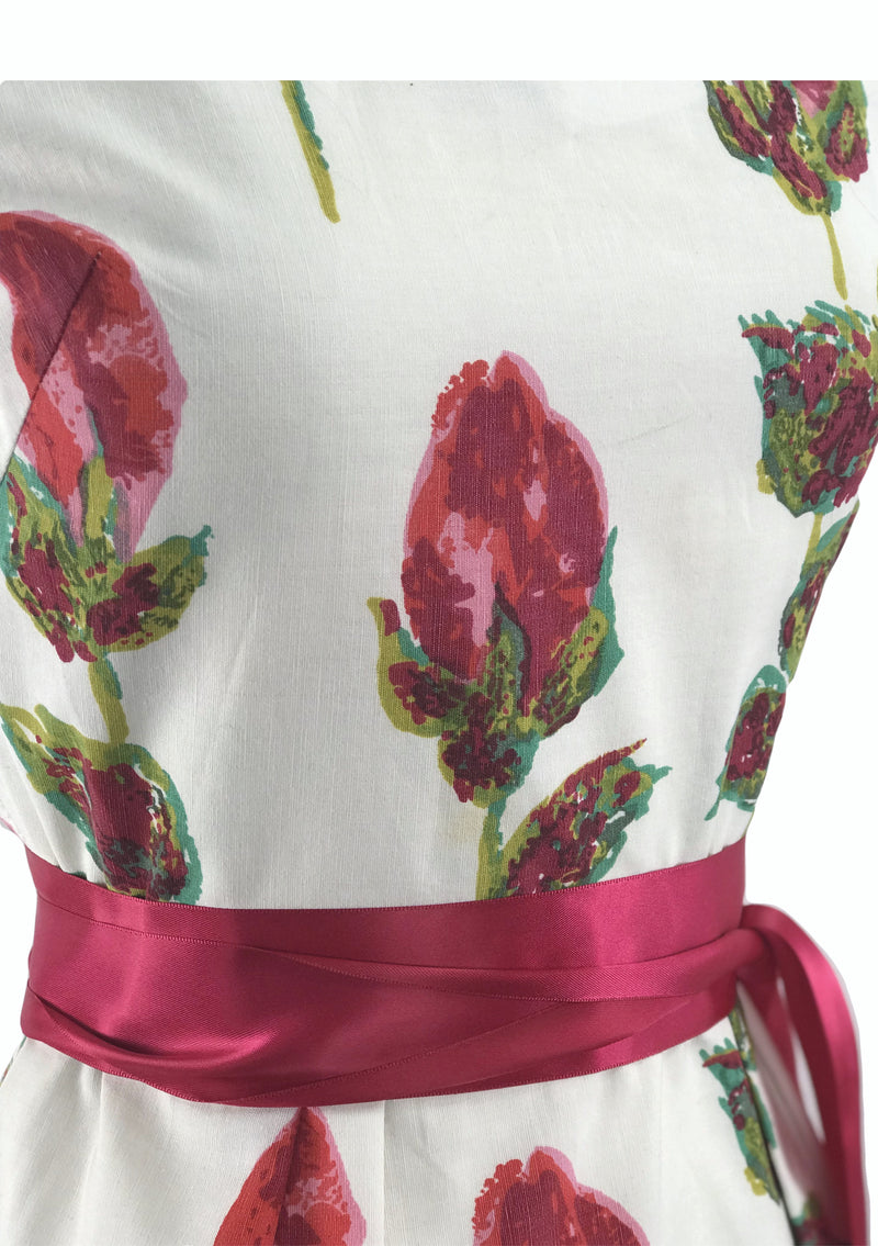 Stunning 1960s Huge Magenta Stem Roses Wiggle Dress - New!