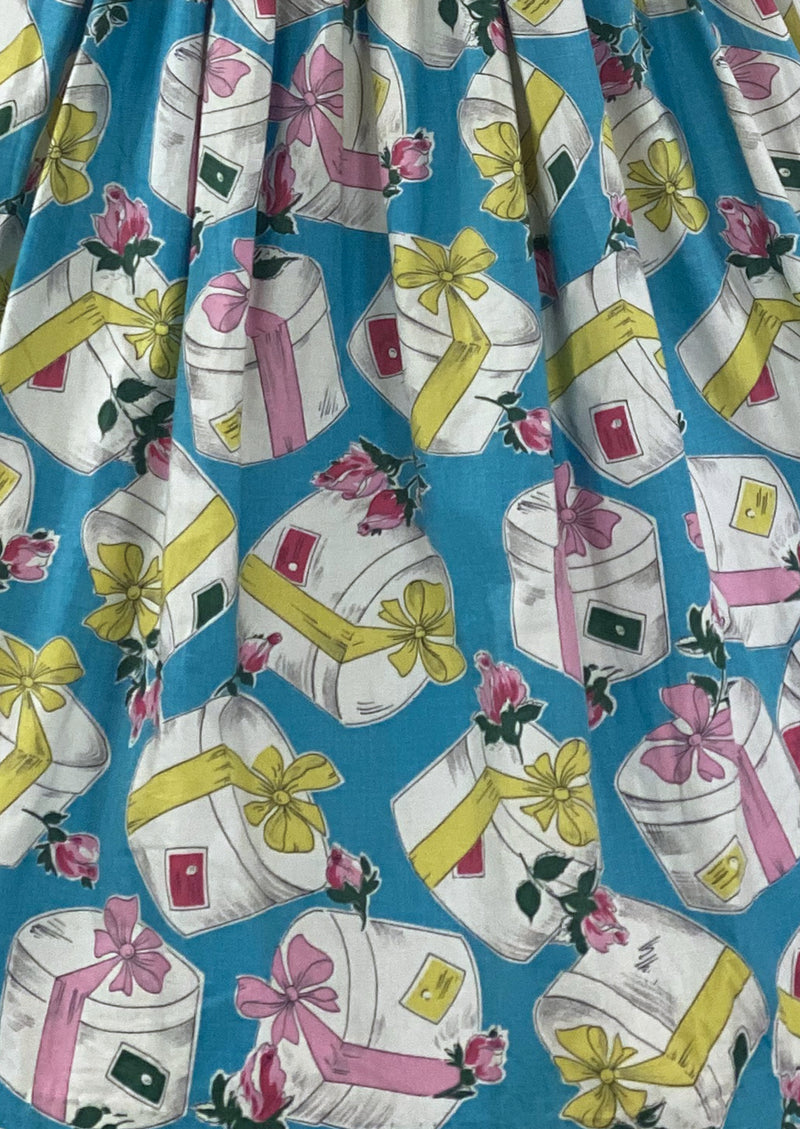 Vintage Late 1950s Hat Boxes and Roses Novelty Print- NEW!