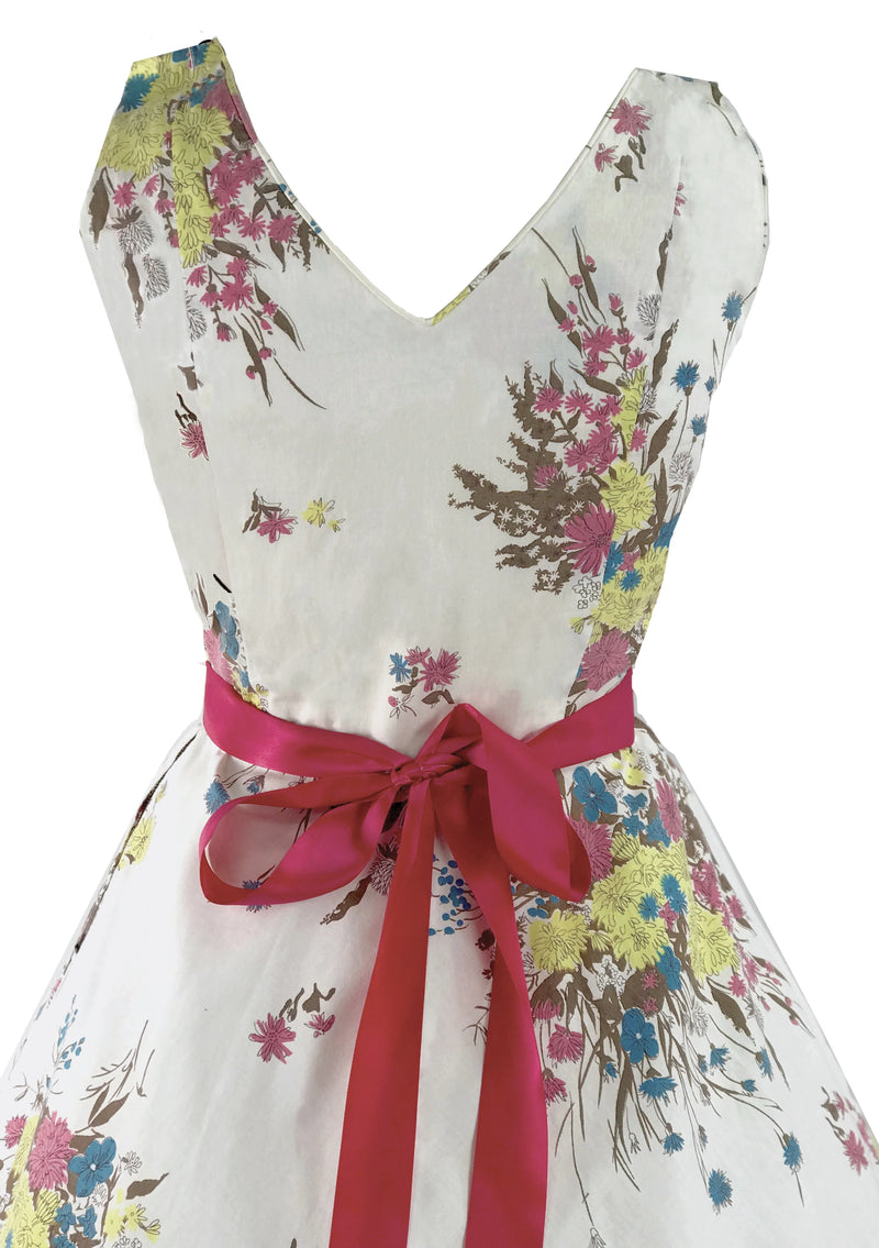 Vintage 1950s 3D Trapunto Cotton Floral Spray Dress  - New!