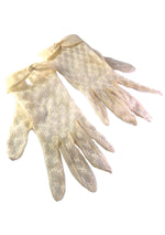 Vintage 1950s Cream Nylon Gloves - New!