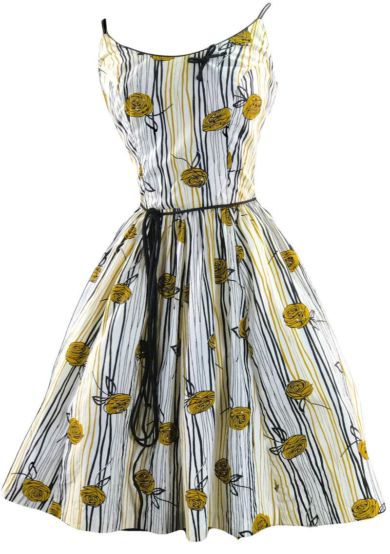 Late 1950s early 1960s Cotton Floral Art Print Sun Dress