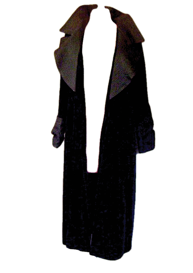 Sophisticated 1930s Art Deco Black Velvet Coat